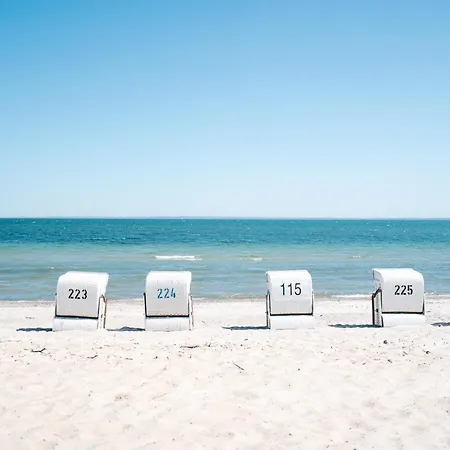 App 444 - Strandlage 公寓